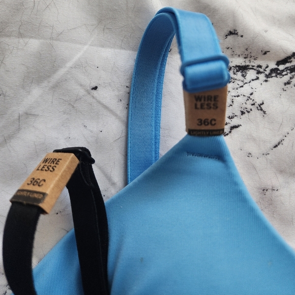 2 Pink by Victoria Secret bras 36c - Picture 4 of 4